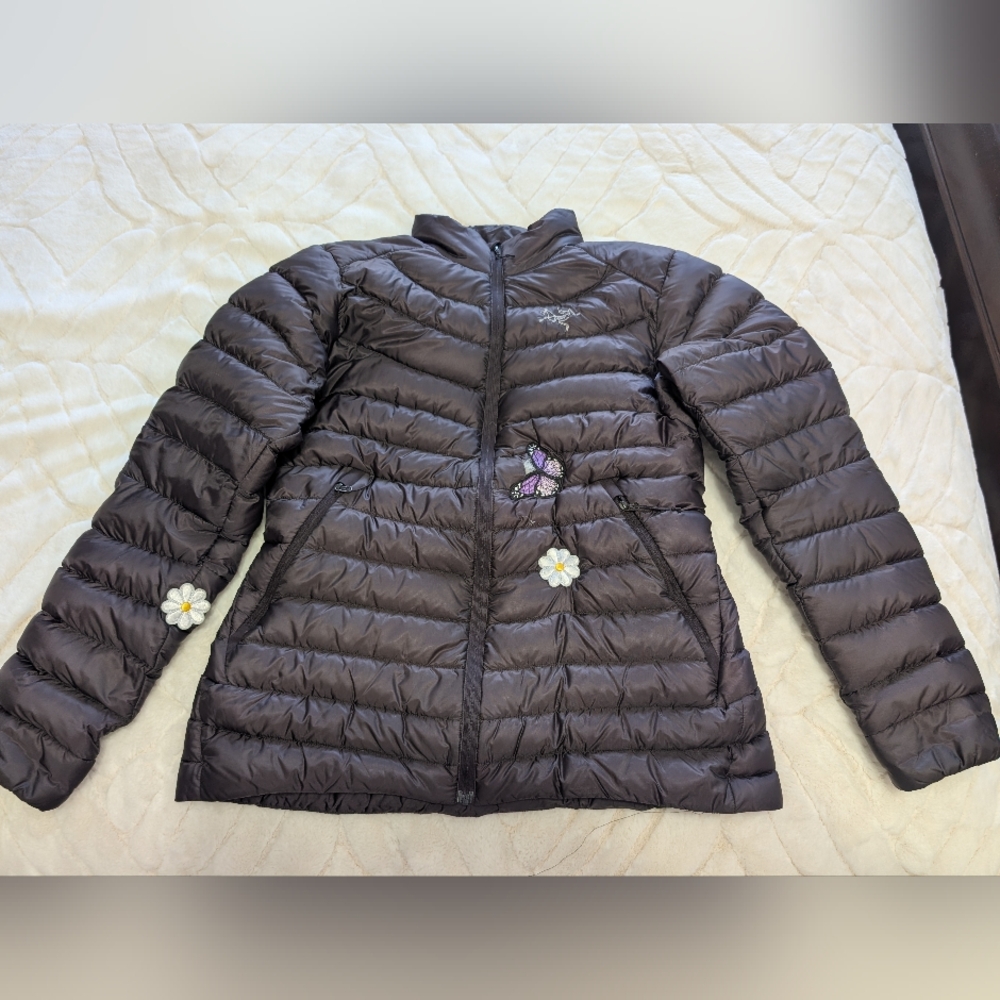 Arc'teryx Women's Cerium LT Dark Purple Puffer Jacket Size Medium